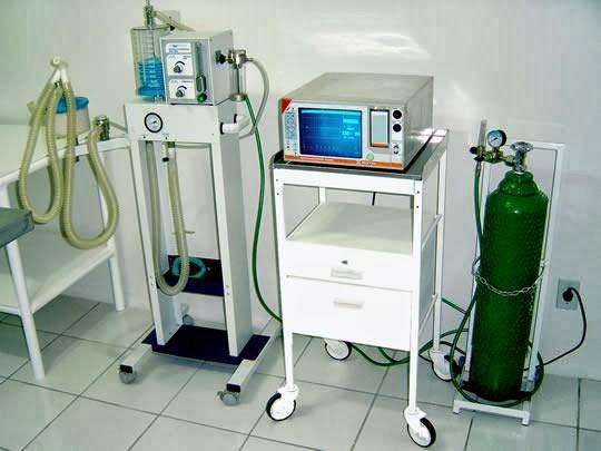 CECRAVET - Centro de Especialidades Cirúrgicas e Radiologia Veterinária